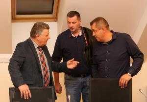 9. REDNA SEJA OBČINSKEGA SVETA OBČINE CERKNICA  01 FOTO LJUBO VUKELIČ